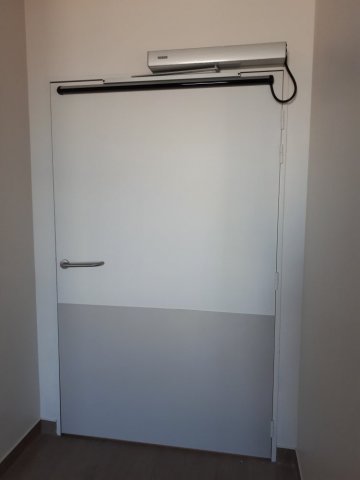 Installation de système de domotique et automatisme de porte dans un centre pour personne en situation de handicap vers Avignon 